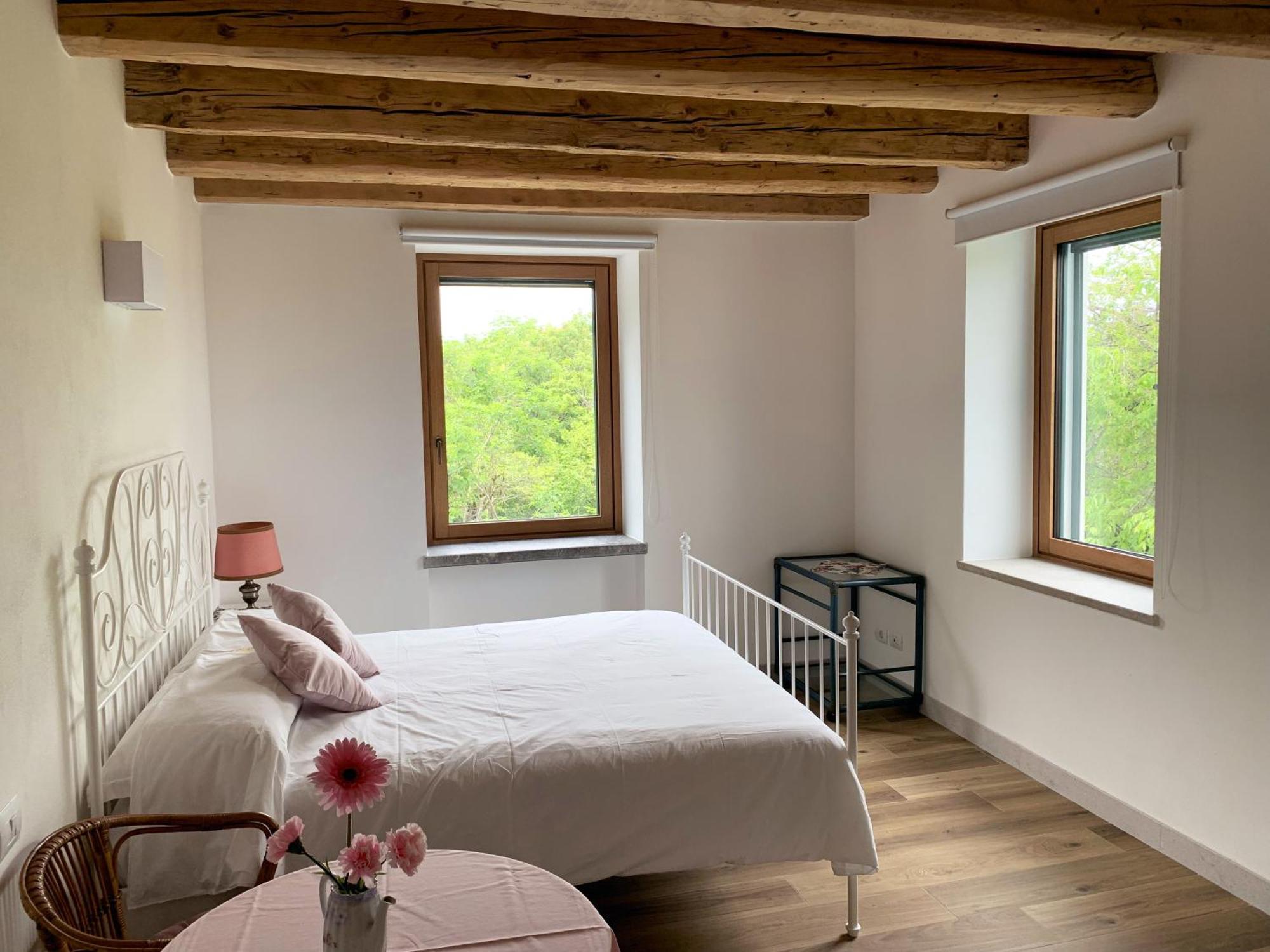 Apartamento Agriturismo Ai Tre Sentieri Aurisina Habitación foto